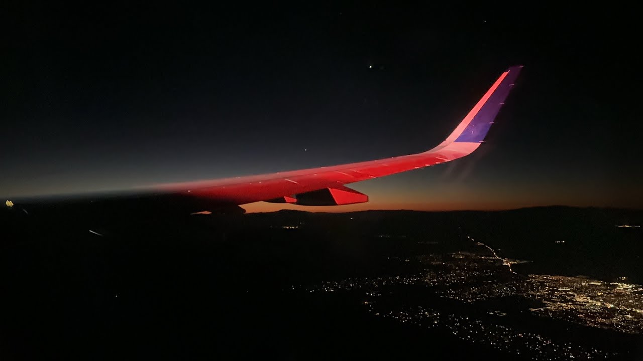 4K | Delta Airlines Airbus A321 NEO Early Morning Takeoff from Phoenix Sky Harbor