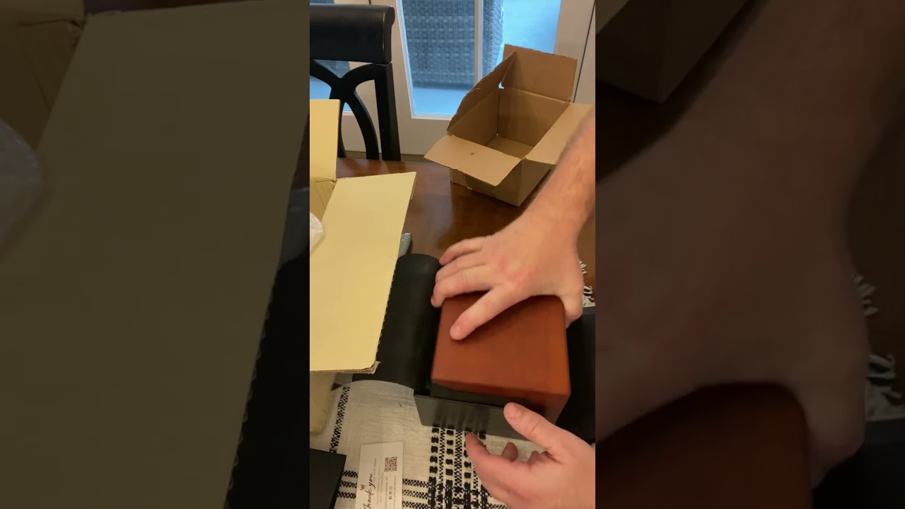 Watch unboxing from Wise Timepieces &ldquo;ADAMASCUS AD802 limited edition &ldquo;