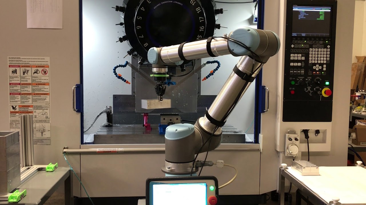 Robot loading Brother Milling Machine