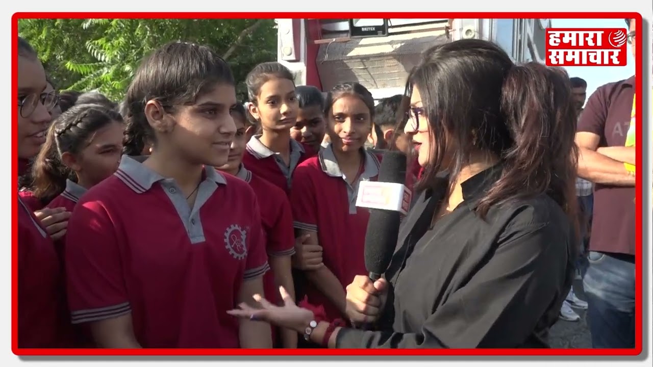बंधे के बालाजी धोक लगाने पहुँचे आधार करियर इंस्टिट्यूट के छात्र छात्राएँ! 