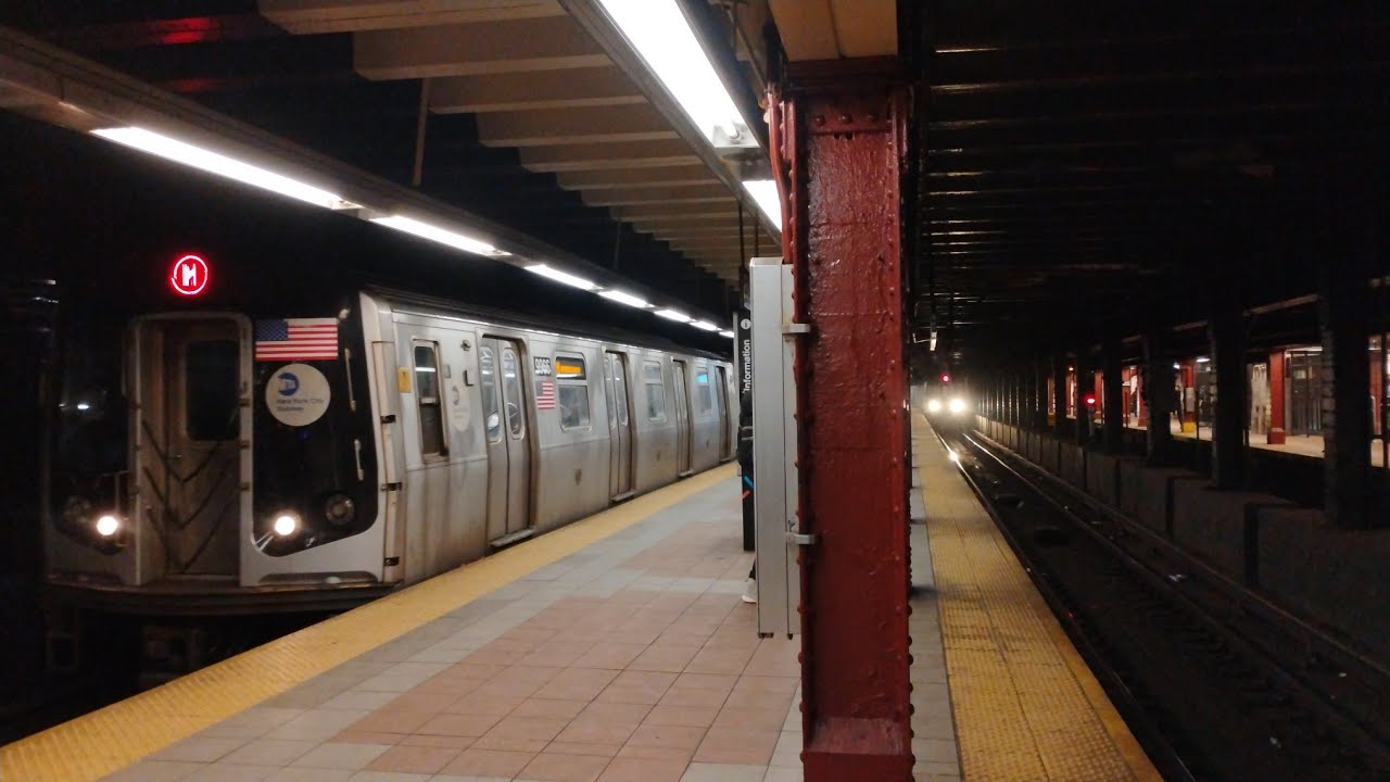 R160 #9964 (M) + R160 #8630 (J) at Essex Street 