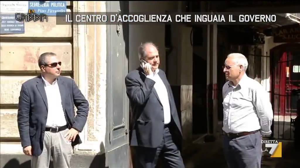 Il centro d’accoglienza che inguaia il governo