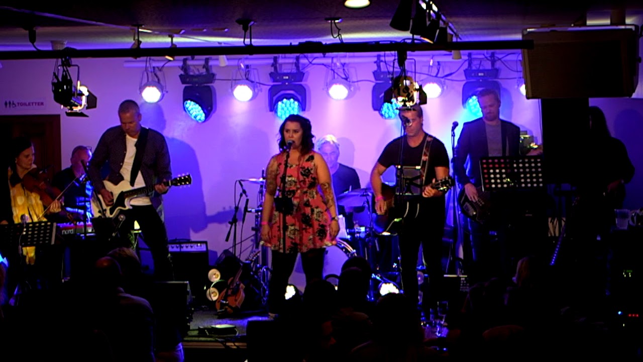 Et steg om gongen - live Reetro