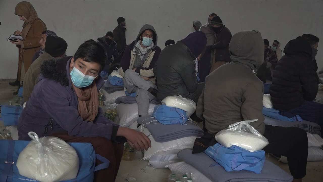 GLOBALink | Displaced Afghan families receive relief aid in Kabul