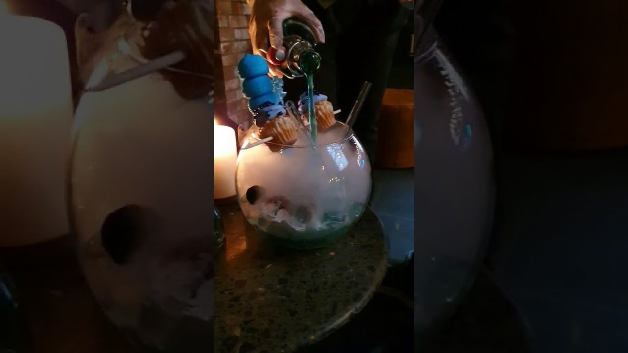 Cocktail Bowl in der Bar 1919 | Hotel Charles Lindbergh | Rookburgh | Phantasialand
