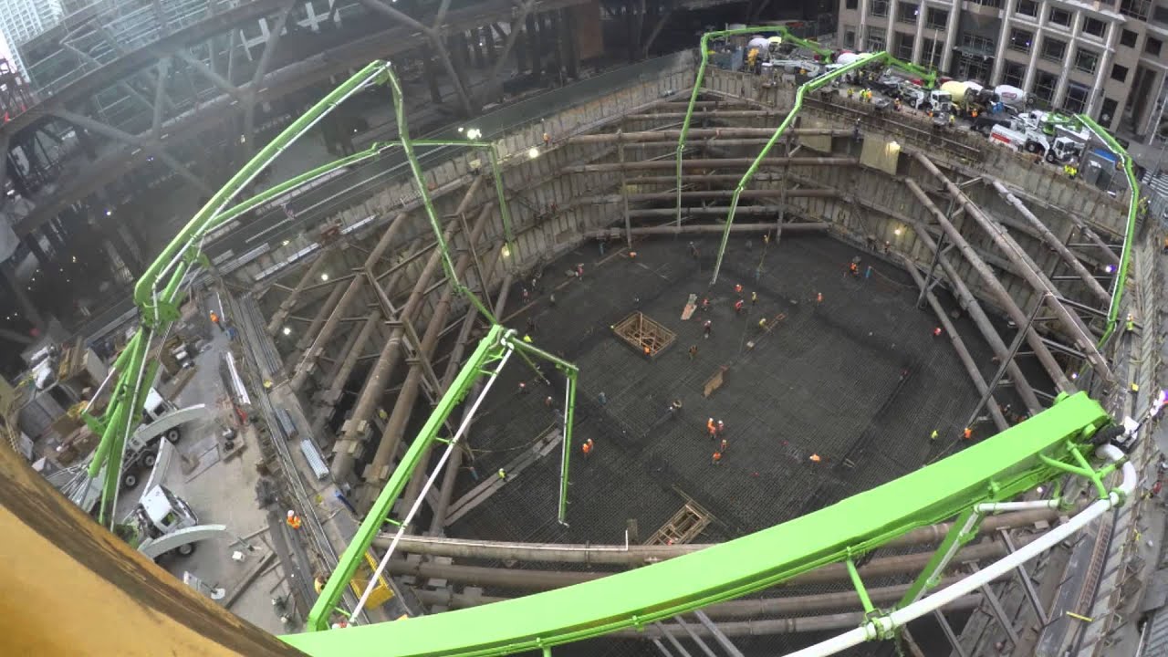 Salesforce Tower Mat Pour 11 8 2015