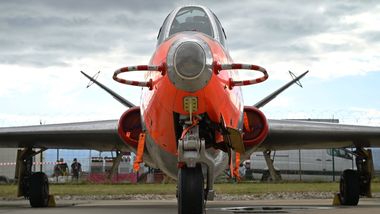 Fouga CM170R Magister F-AZPZ au d&eacute;collage, roulage et en d&eacute;monstration de vol, AEROTORSHOW 2024