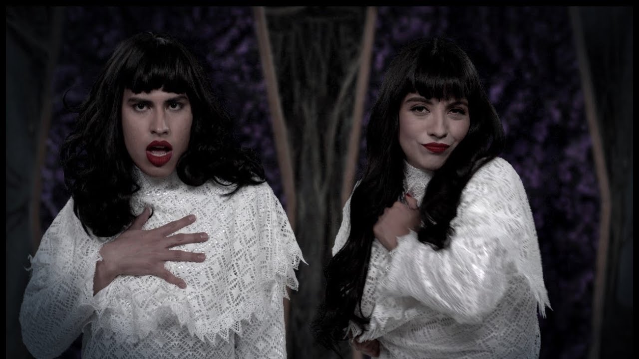 Mon Laferte y La Divaza serán los conductores de los #PremiosMTVMiaw 2018