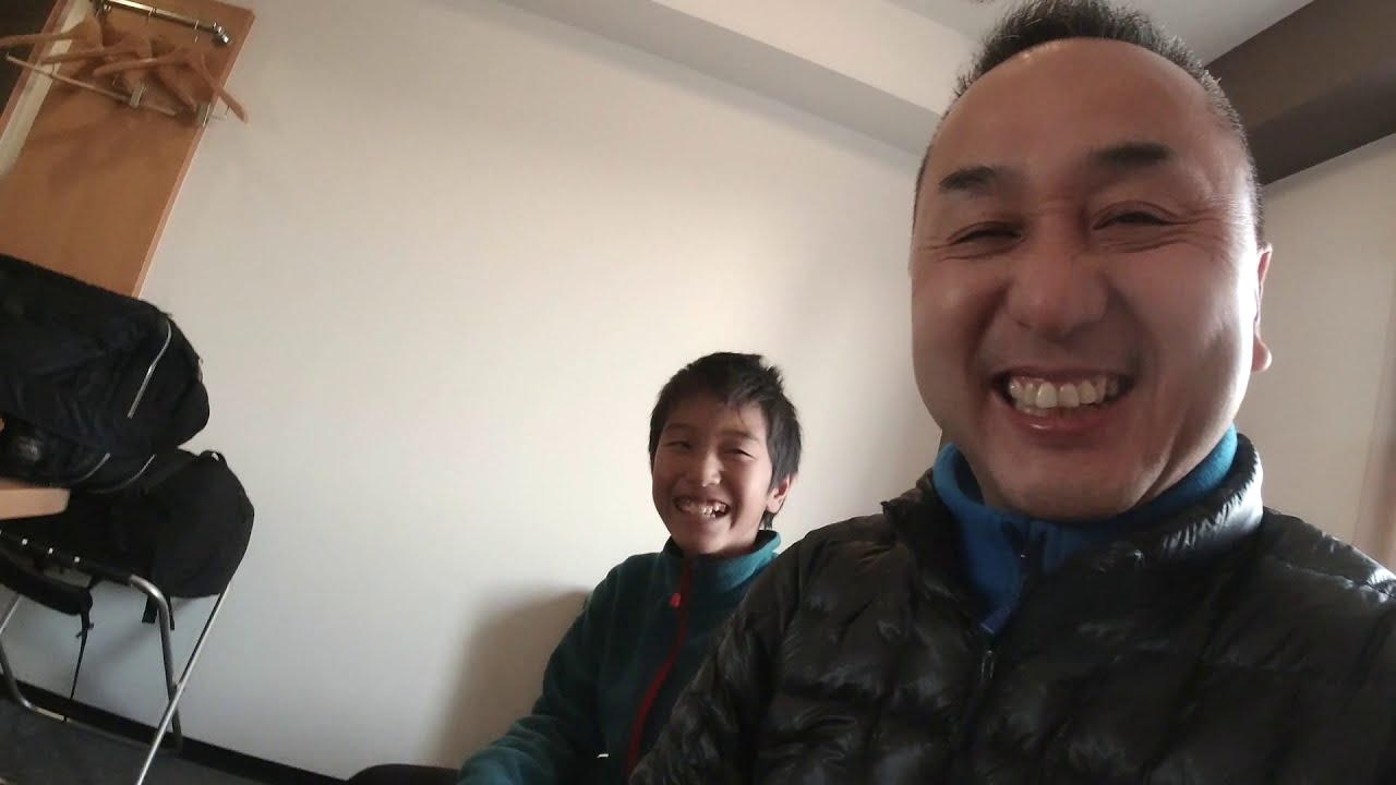 NGシーン【冷蔵庫を開けるとなぜかくしゃみが止まらないおっさん🤣】／OKシーンはメインchの息子との台湾旅行#0をご覧下さい