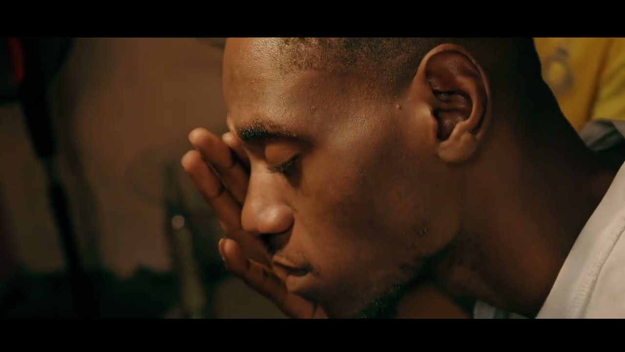 2Kitchta - Moto bo fingaka ft Lbd Phenomene ( clip officiel )