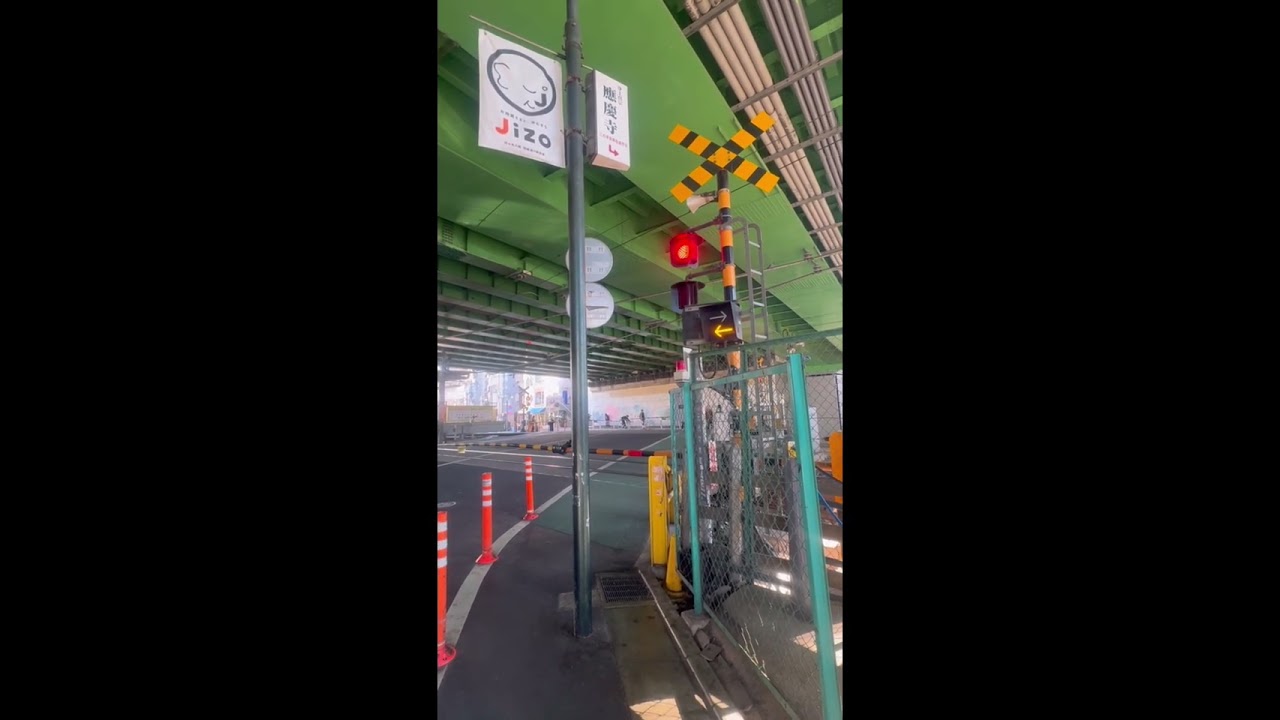 小田急小田原線代々木八幡1号踏切（東京都渋谷区）_Odakyu Odawara Line(Tokyo, Shibuya)