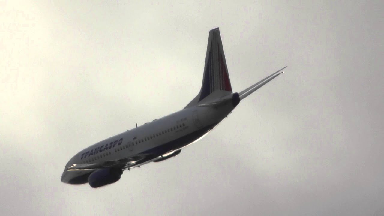 good Transero Boeing 737 ELRUm takeoff 25feb16 Cambridge UK 346p