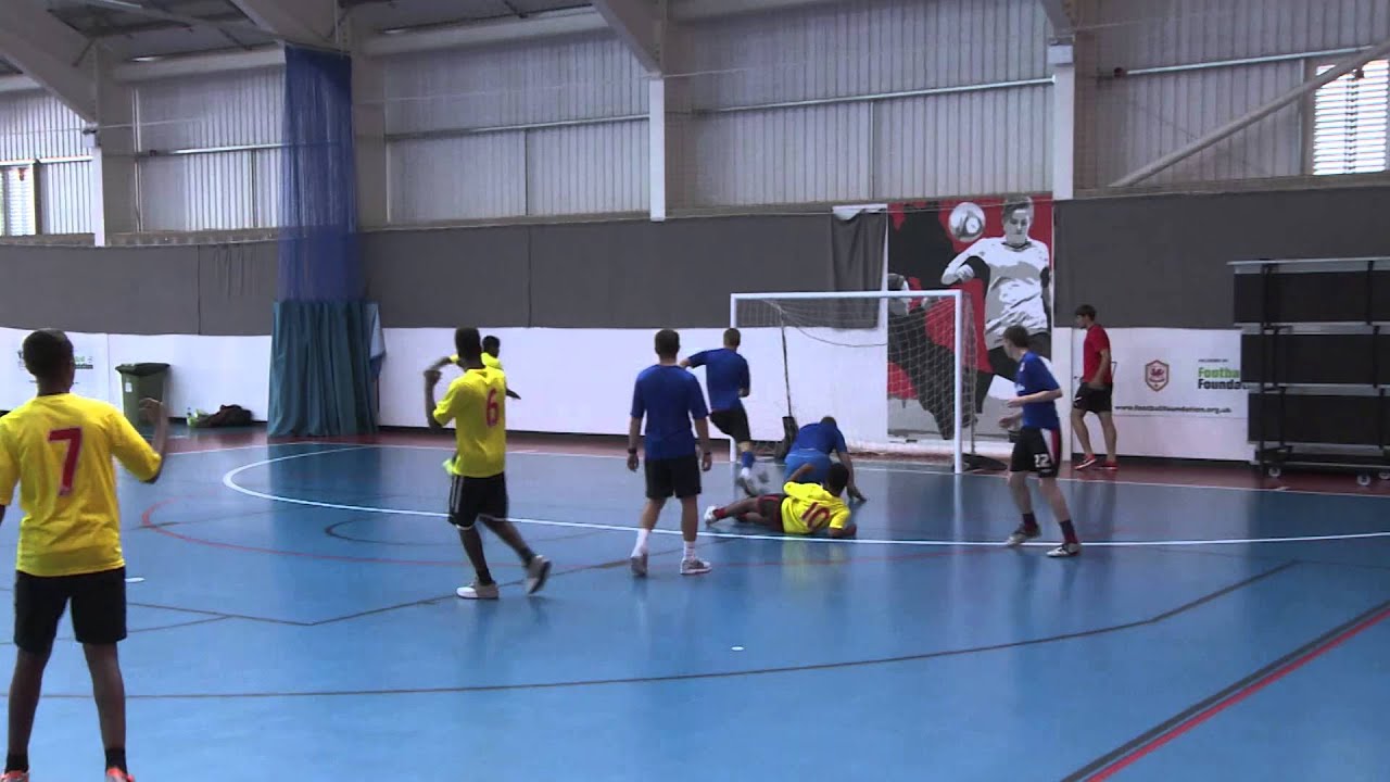 YOUBIRDS: STAFF v PL KICKS