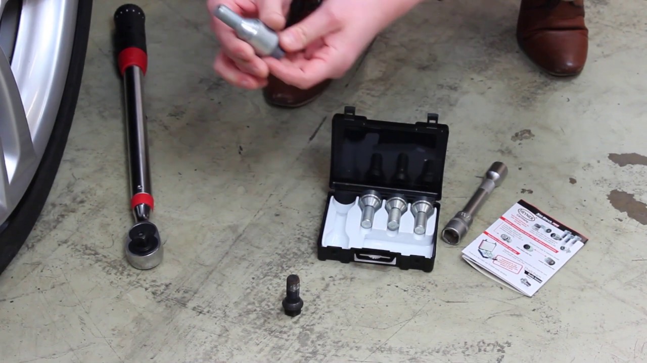 Locking wheel nuts and bolts how to fit step by step manuals HEYNER mk5