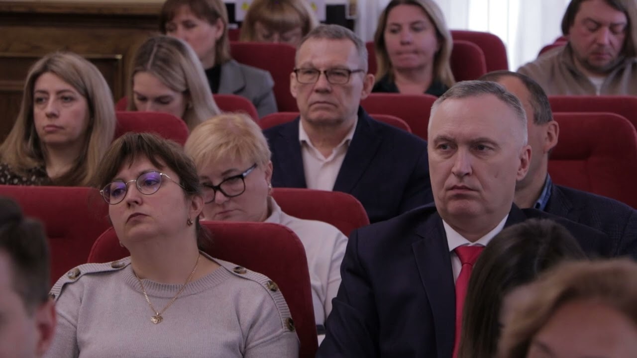 В администрации Смоленска, под председательством Главы города А, прошла общегородская планёрка