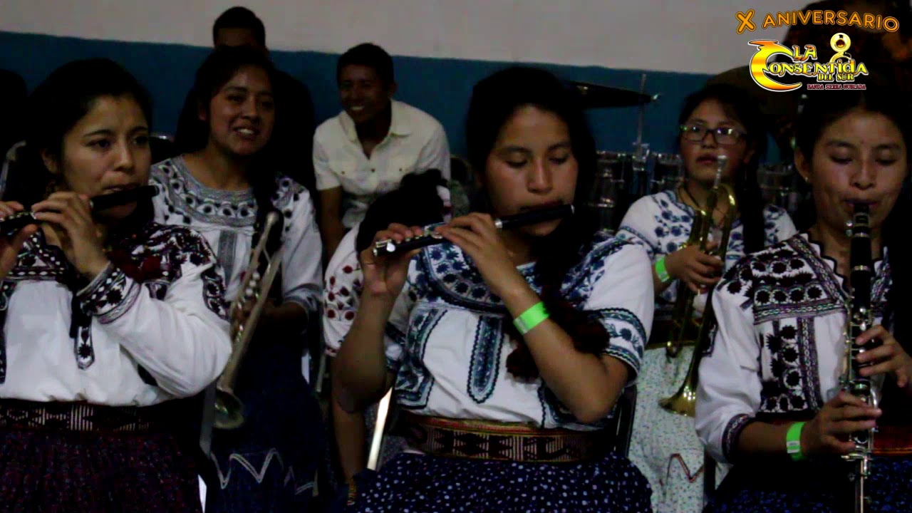 Sones y Jarabes. Banda Femenil Ka'Ux de Santa María Tlahuitoltepec, Mixe.