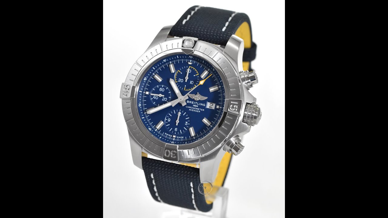 Breitling Avenger Chronograph 45  FM15289