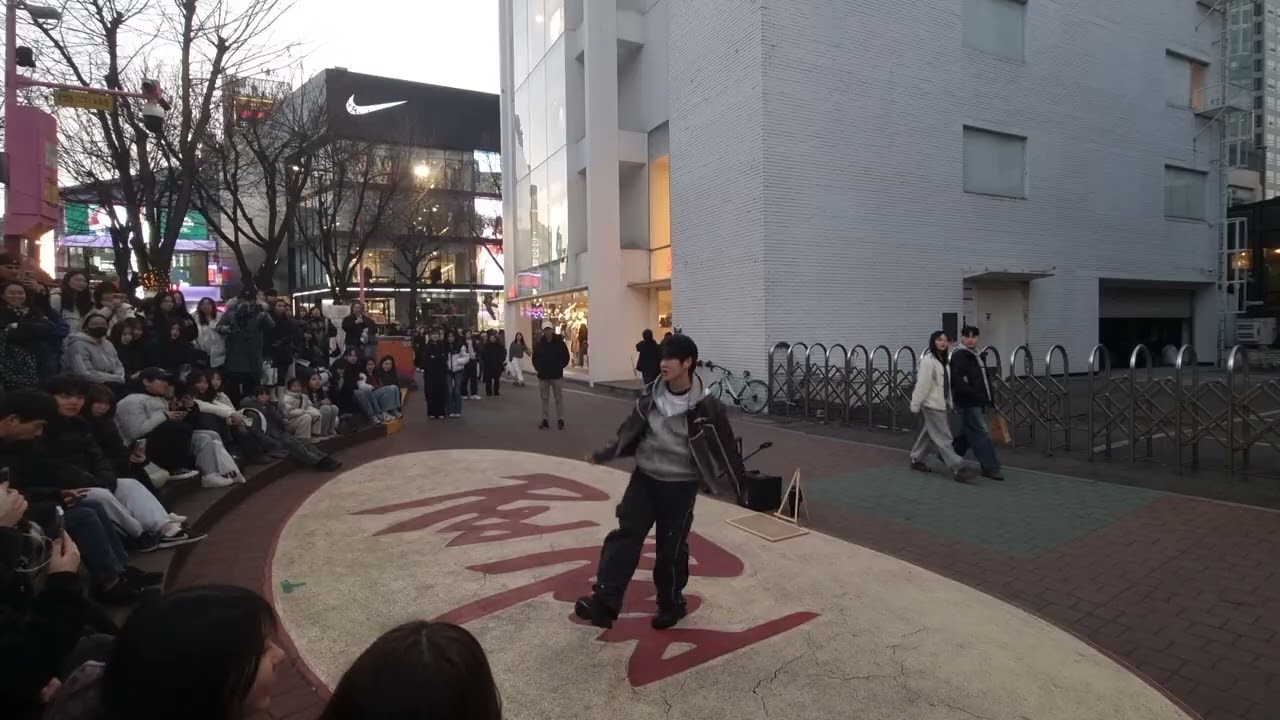 26.2.18 N.NAME공연 걷고싶은거리 홍대버스킹 DANCETEAM N.NAME(엔네임) by startBig
