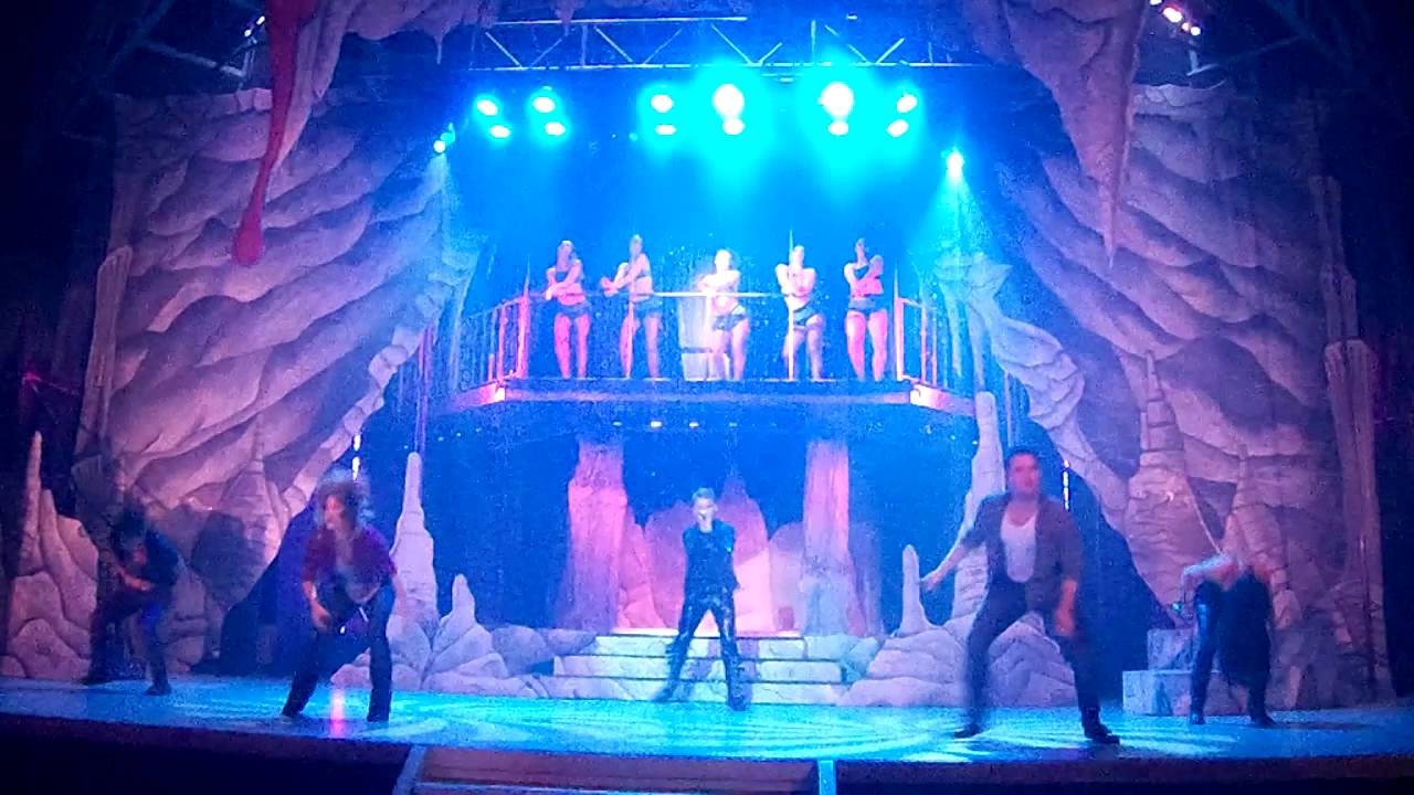 Hot Blooded @ Kings Island Halloween Haunt - 10/01/16