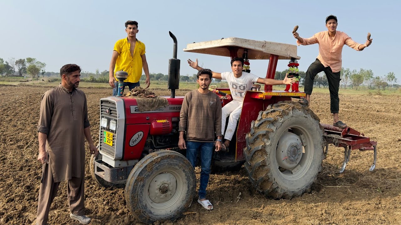 Aj Sab Na Tractor Chalaya Maza Aya Gya😍