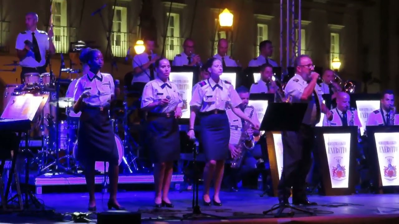 Orquestra Ligeira do Exército - Queen