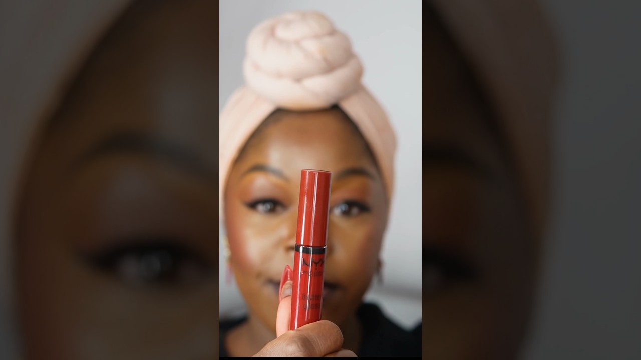 Products: NYX Red Velvet X The Crayon Case Blackranked 