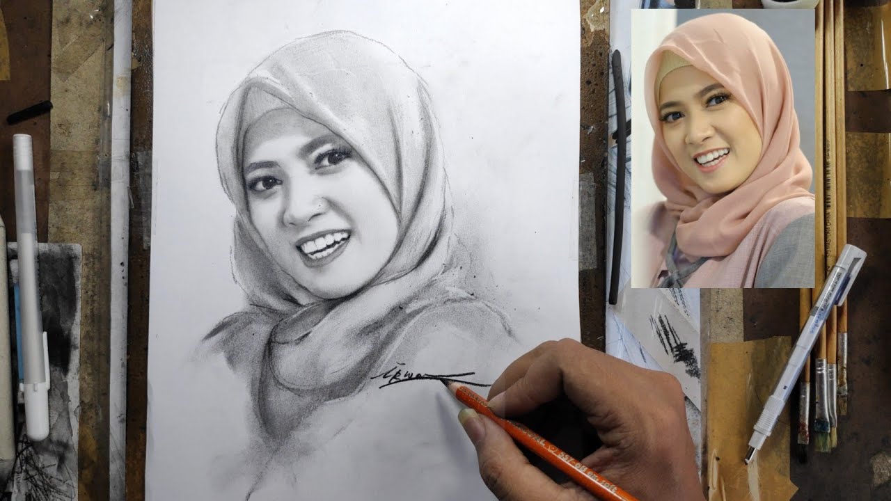 Menggambar CHIKA JESSICA Pakai Pensil