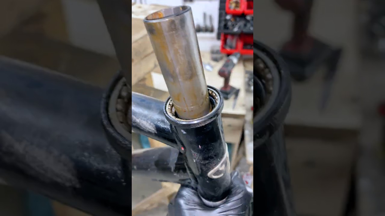 Full Guide: Removing a Retro Bike Headset #mtb #bikerestoration #vintagebike #bikerepair