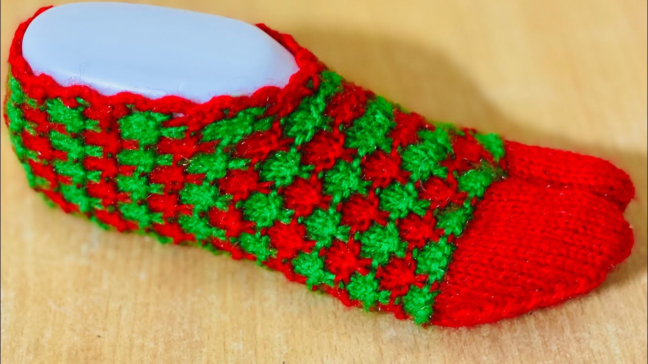 (Thumb Socks) लेडीज के लिए बनाए बहुत ही खूबसूरत गर्म मोजे/Ladies Woollen Socks in easy process