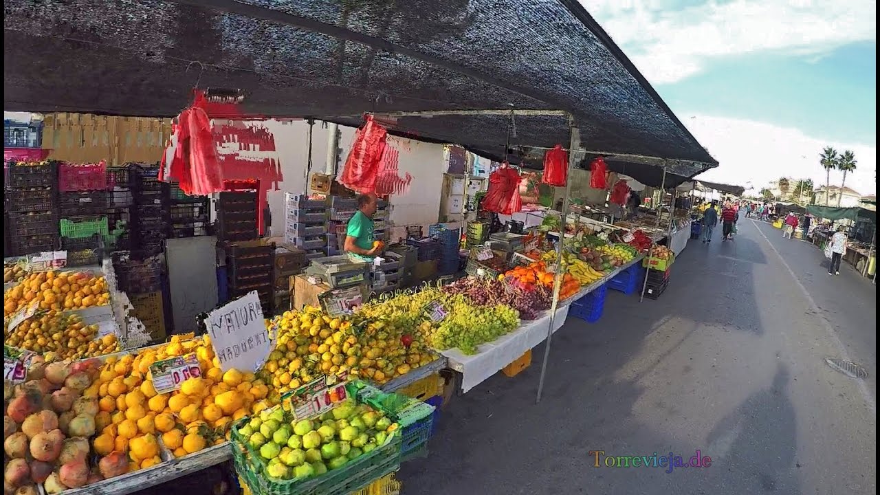 Samstagsmarkt in Playa Flamenca Wochenmärkte in Spanien