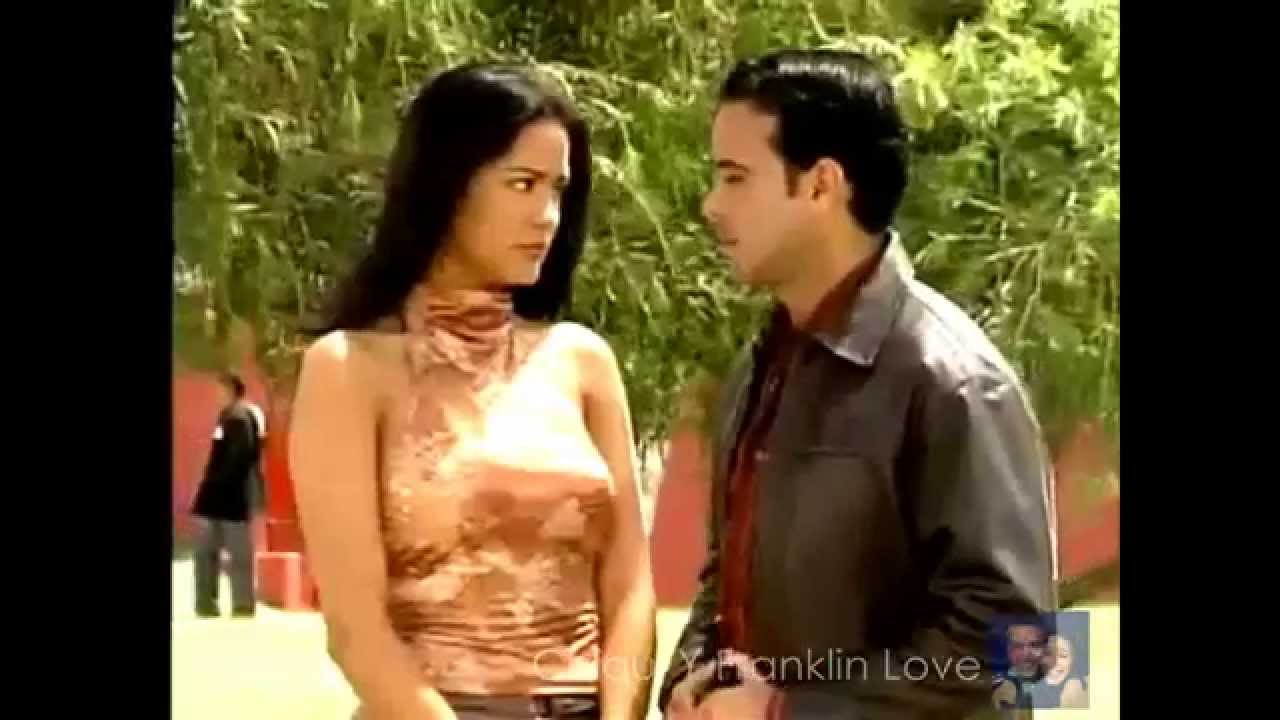 Chiqui Y Franklin// Huele a Peligro