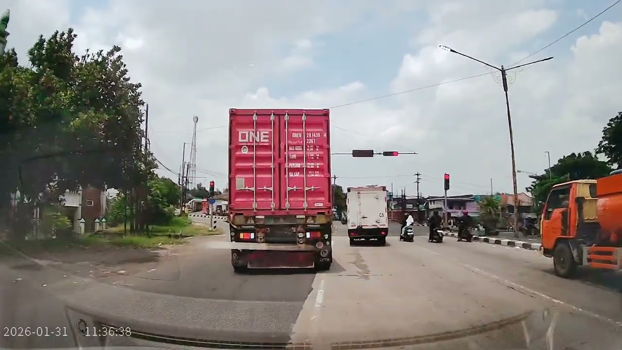 POV Driving Indonesia | Surakarta | SD Negeri 11 Ngringo - Ring Road Utara - Jl. Sumpah Pemuda