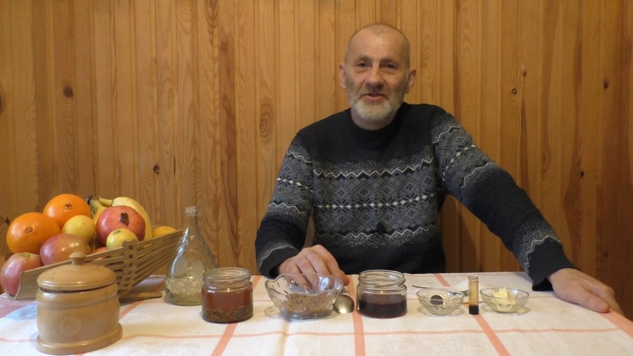 СЛИВОЧНОЕ МАСЛО С ВЫТЯЖКОЙ ПРОПОЛИСА..