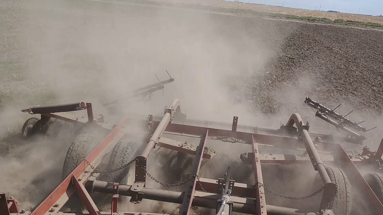 Ih 856 disking