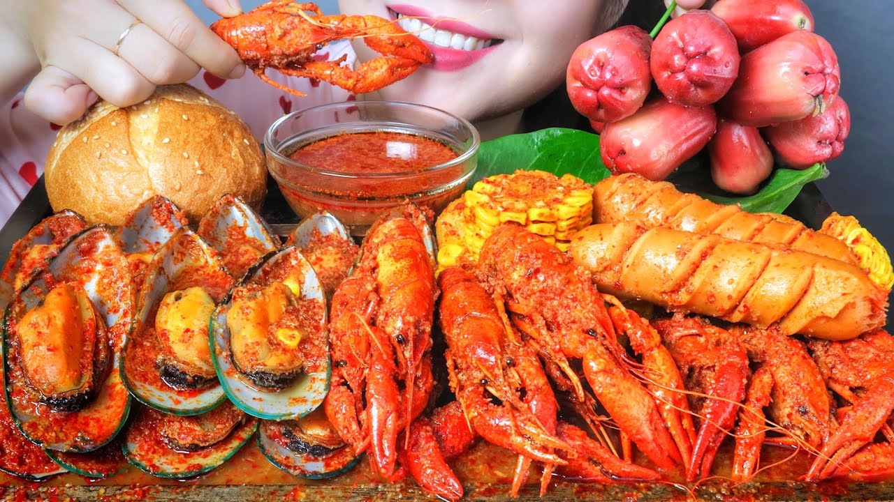 ASMR EATING CRAWFISH X MUSSEL IN CAJUN SAUCE EATING SOUNDS | LINH-ASMR