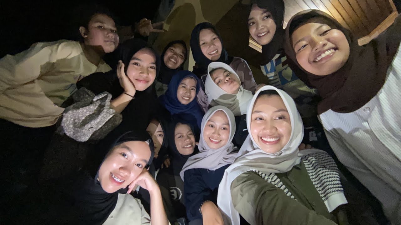 MUSIKALISASI PUISI - RIUH YANG DIRINDUKAN 11F2 SMANSAKI