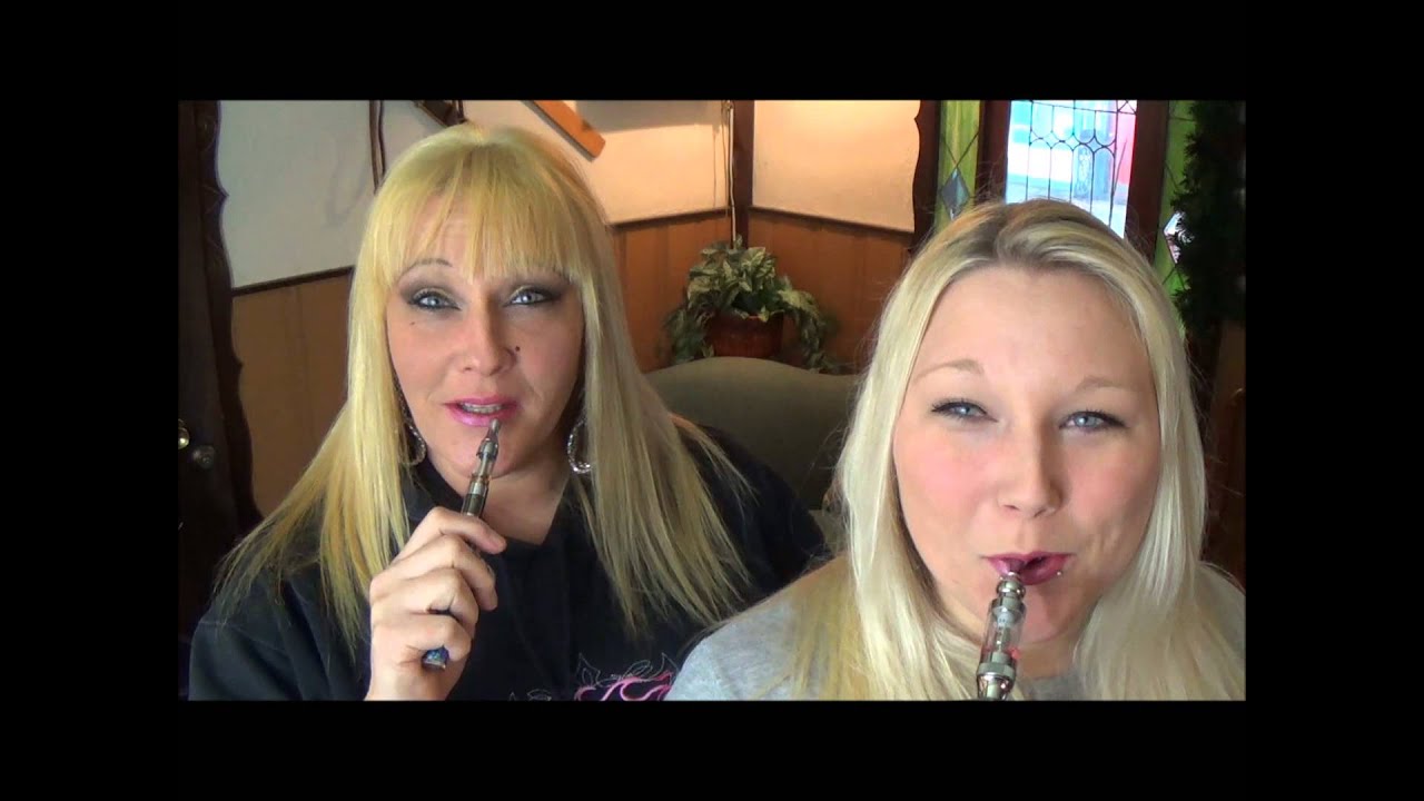 eJuice Flavor Review with MY MOTHER! | TiaVapes