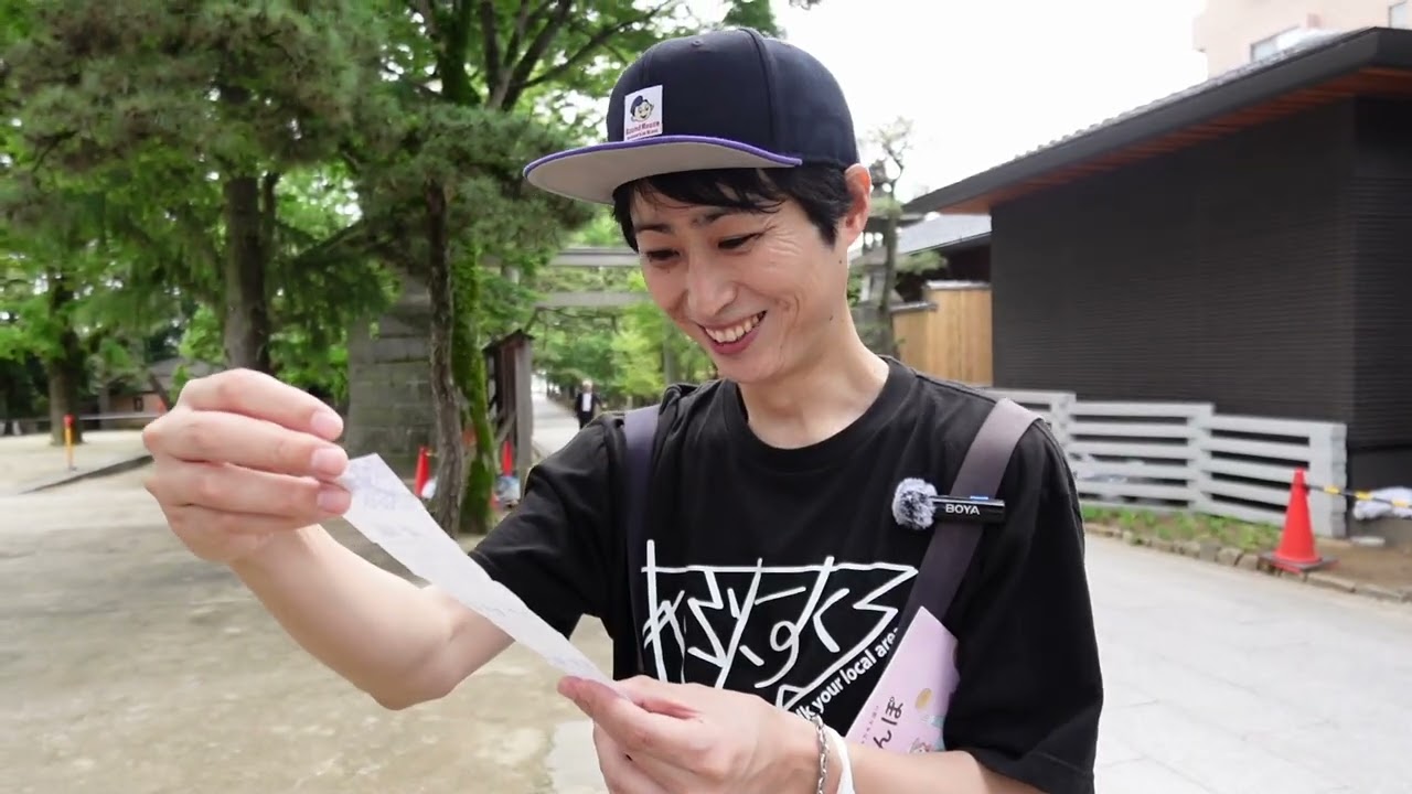 【こぼれ散歩】船橋大神宮の隠れスィーツ店でマンゴーソフトする男達。#千葉県 #船橋市 #船橋さんぽ 