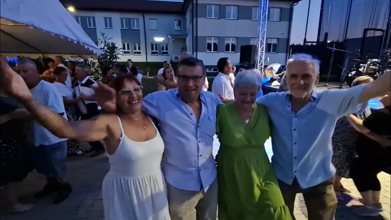 9 08 2025 RELACJA NA ŻYWO fani potańcówek z Włoch odwiedzili Skrzynno!