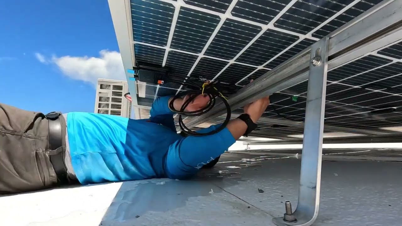 60 Placas, nuevo inversor SolArk 15kw con batería Homegrid 3 módulos !
