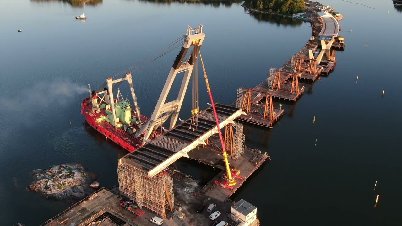 Kruunuvuorensillan merinostot heinäkuussa 2023