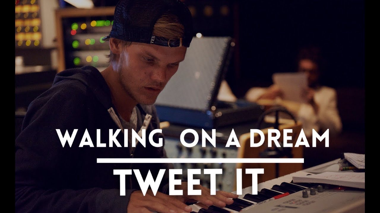 Tweet It / Walking On A Dream (Mashup)