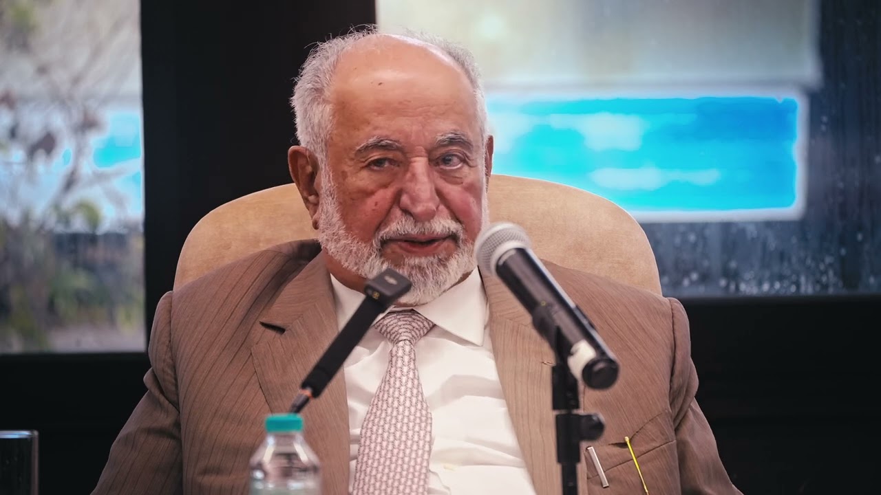 حاكم الشارقة يزور الأرشيف الوطني البرتغالي