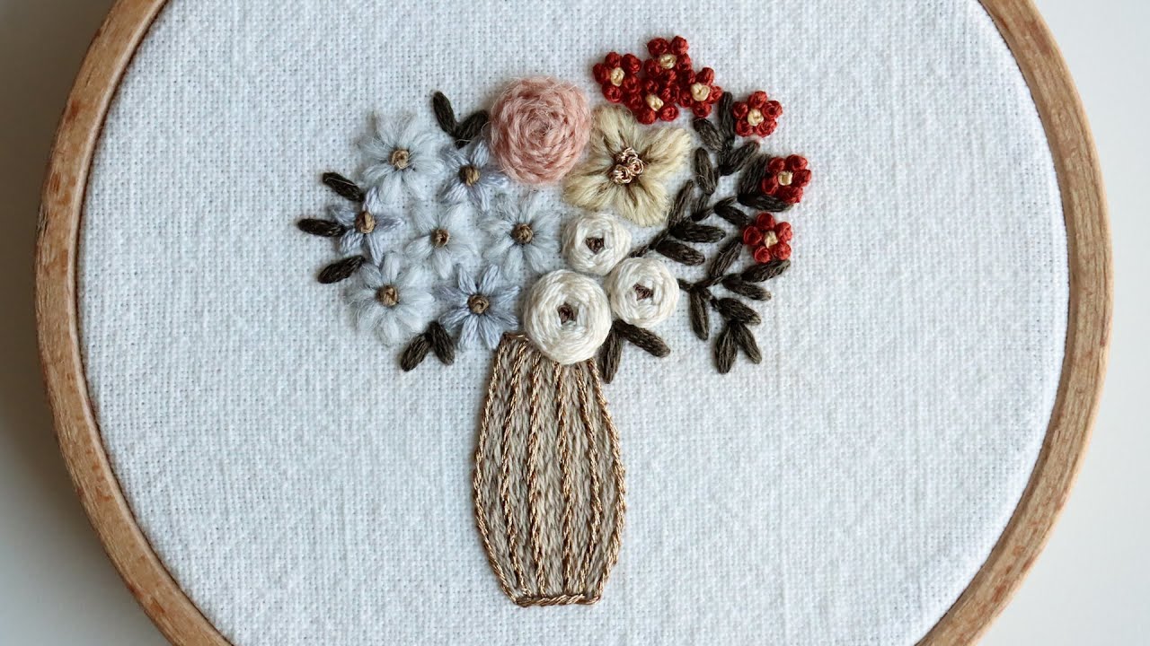 블랑주니의 프랑스자수 - 패브릭 바구니에 꽃자수 수놓기 feat.스티커 심지 Embroider flowers on fabric basket