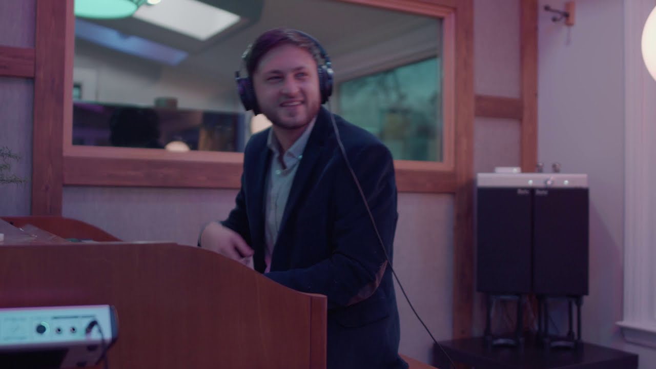 Sam Fribush Organ Trio with Charlie Hunter and Geoff Clapp (Onetake)