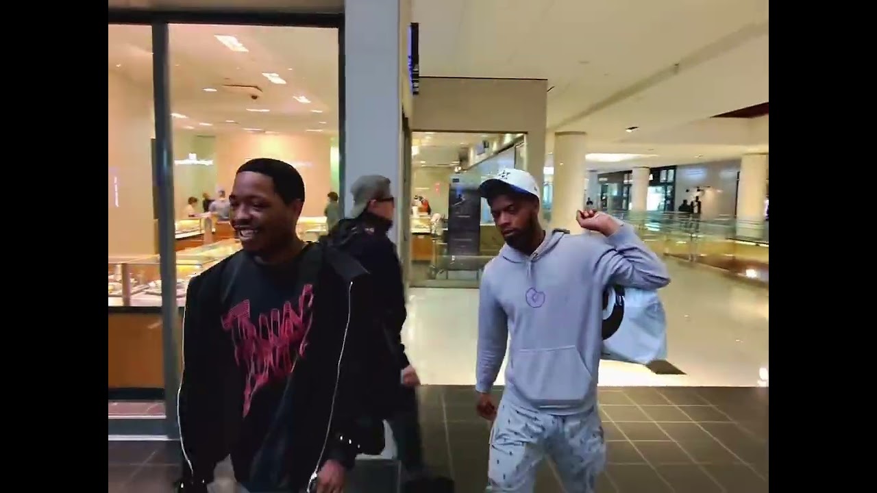 HOUSTON GALLERIA MALL SHOPPING 