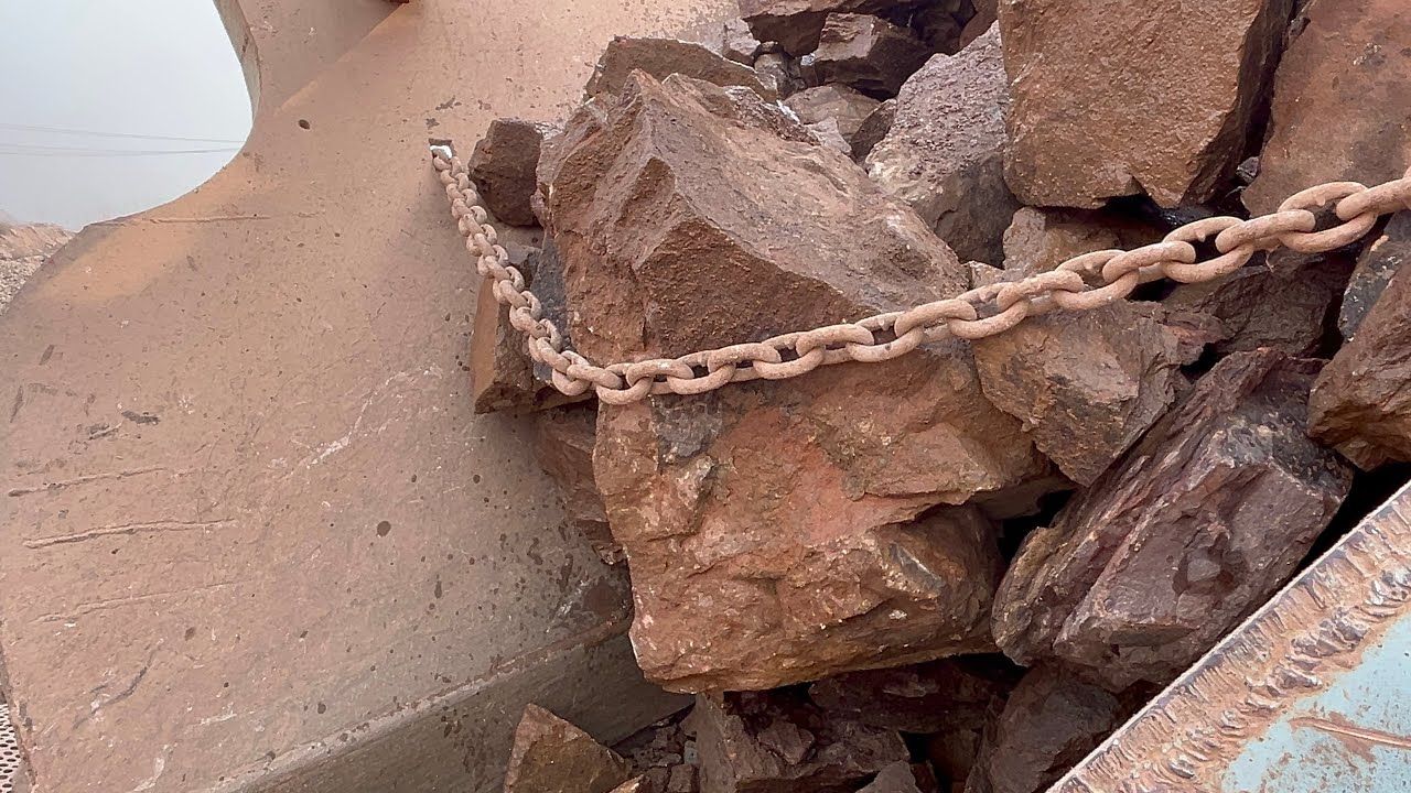 Massive Dump Truck Feeding Giant Rocks Into Hammer Crusher | Satisfying Fast Rock Crushing 💥🪨