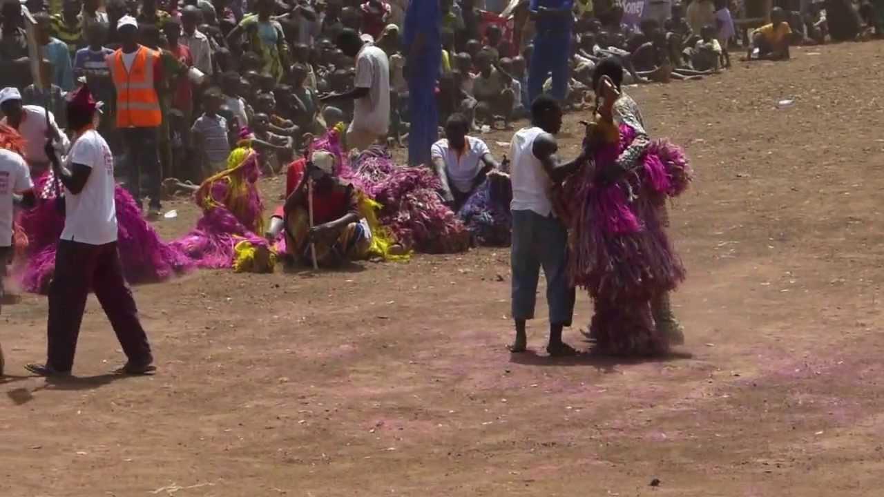 Dédougou - Masques de Bobo-Dioulasso - 25 février 2014