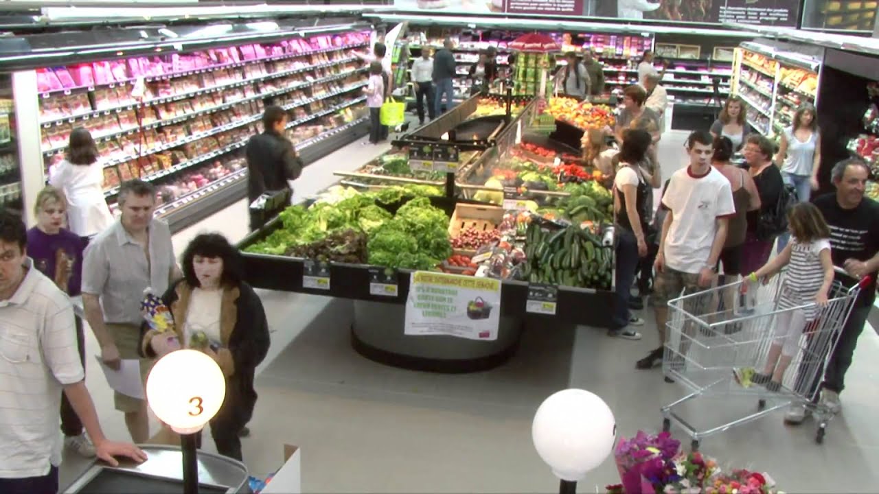 Buzz commercial à l'Intermarché de cours-la-ville