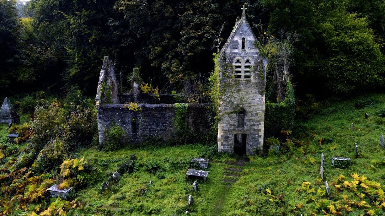 Exploring an abandoned church in Tintern
